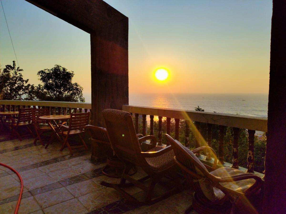 Villa Infinity By The Sea Murud  Экстерьер фото