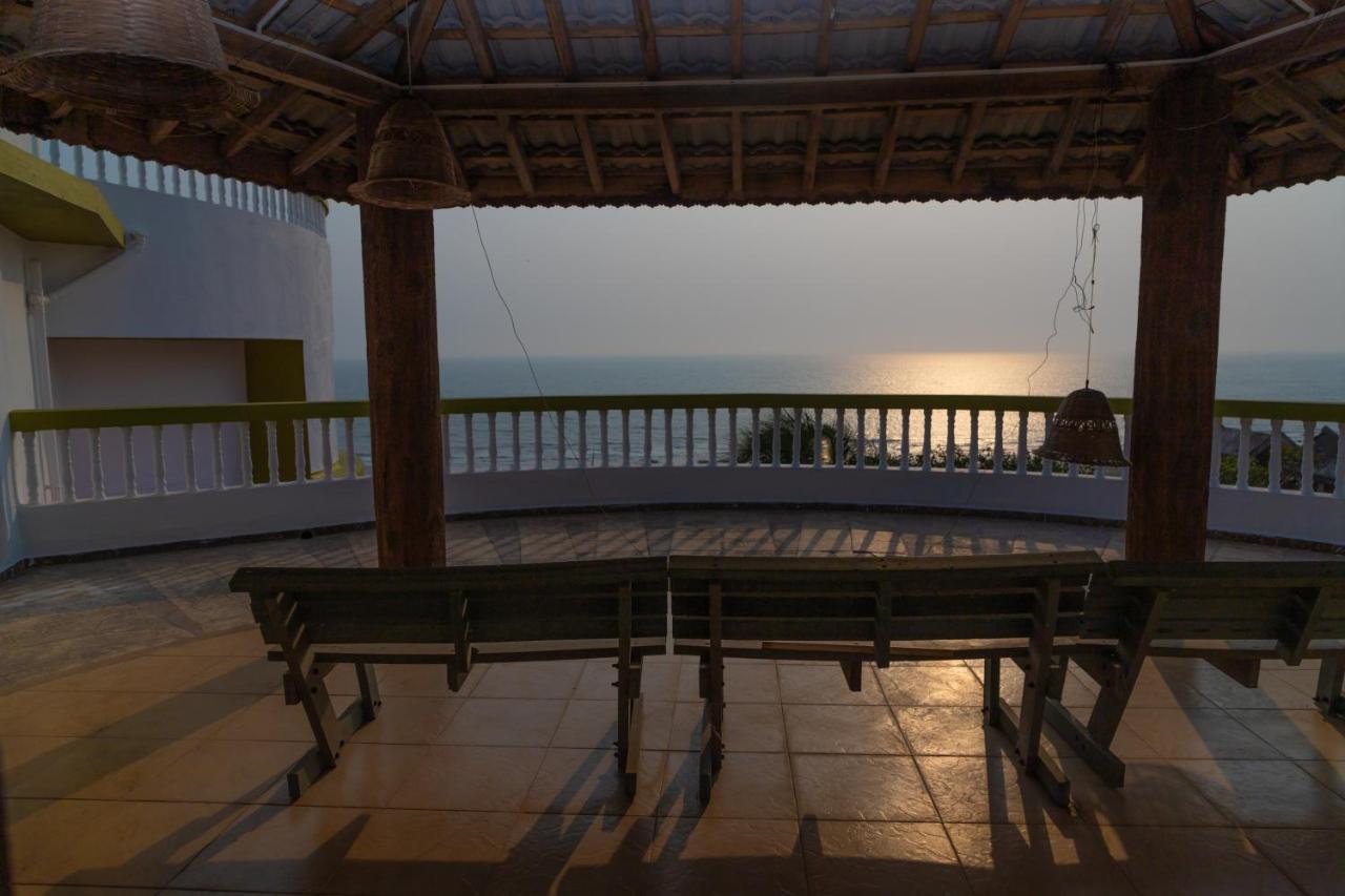 Villa Infinity By The Sea Murud  Экстерьер фото