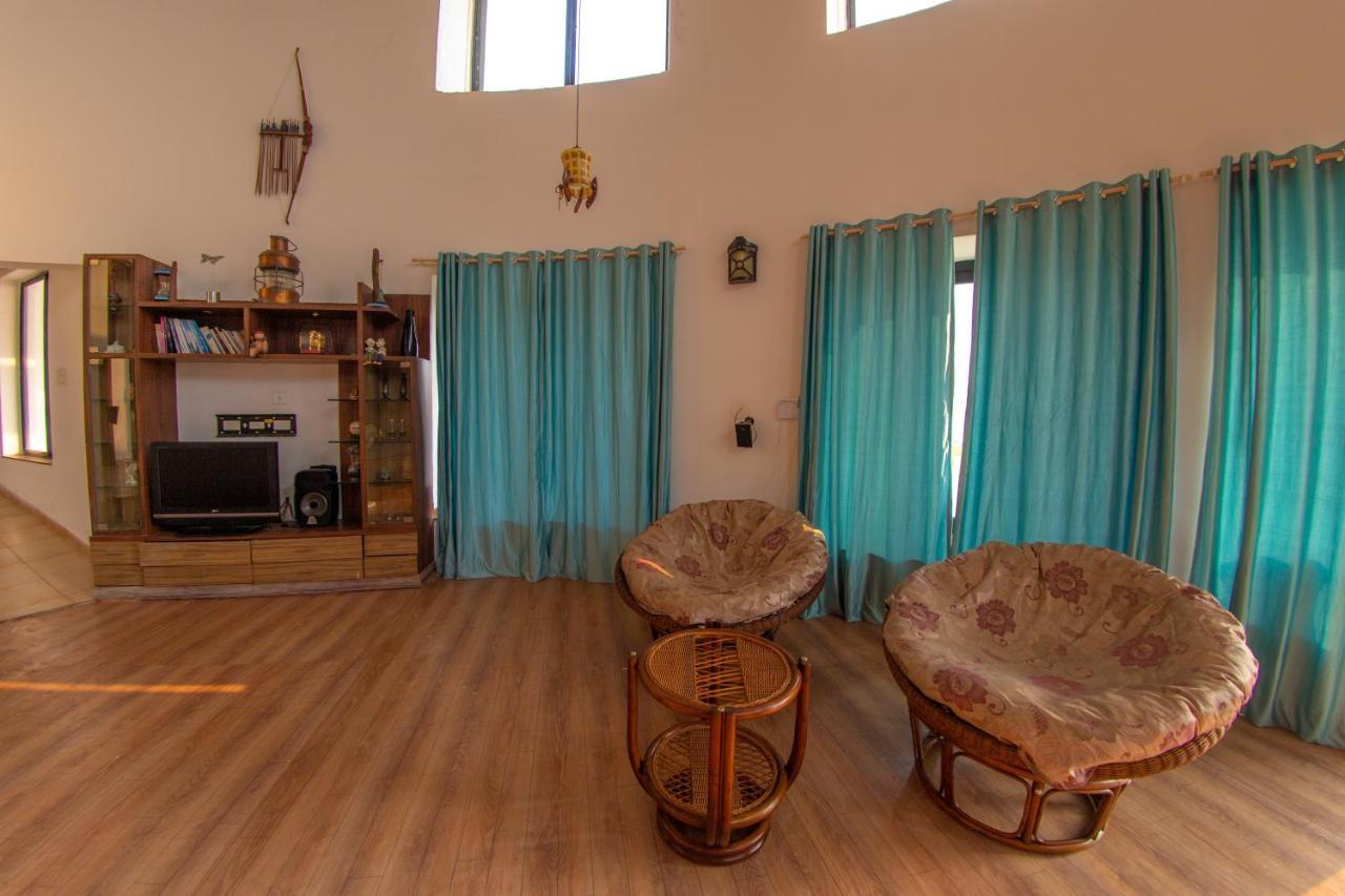 Villa Infinity By The Sea Murud  Экстерьер фото