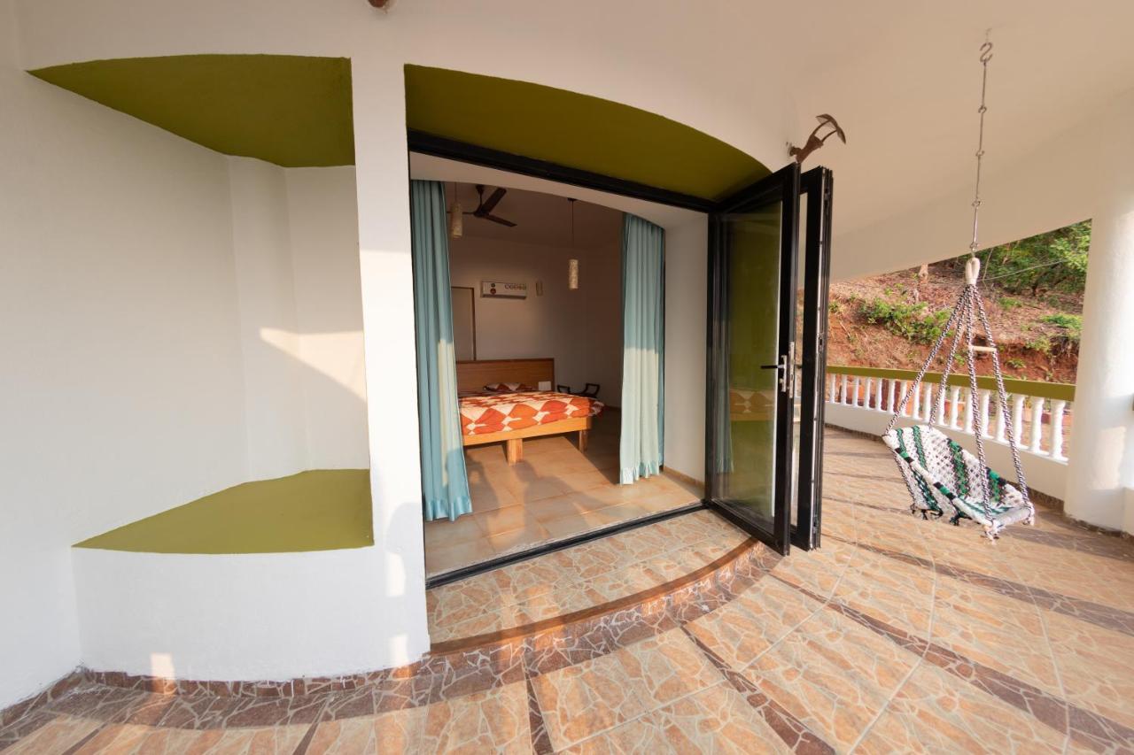 Villa Infinity By The Sea Murud  Экстерьер фото
