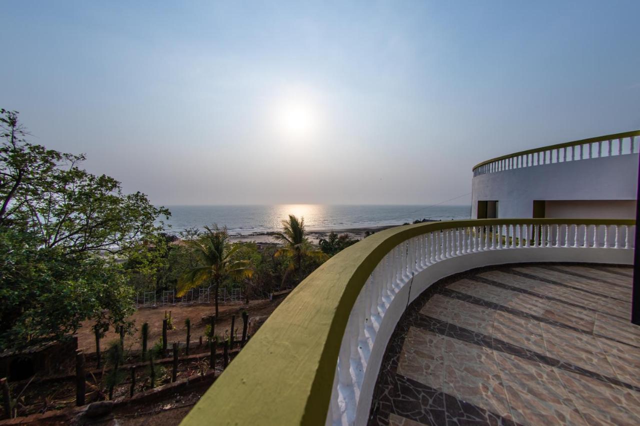 Villa Infinity By The Sea Murud  Экстерьер фото