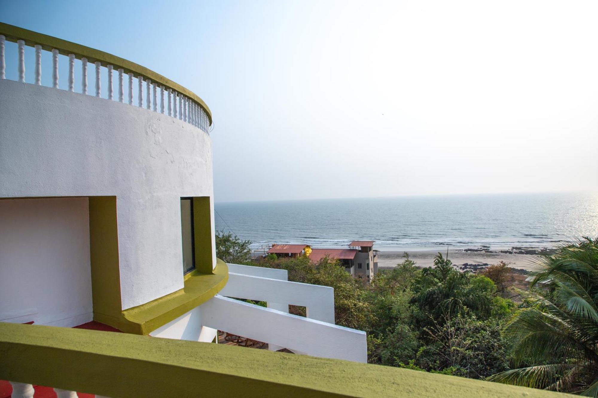 Villa Infinity By The Sea Murud  Экстерьер фото